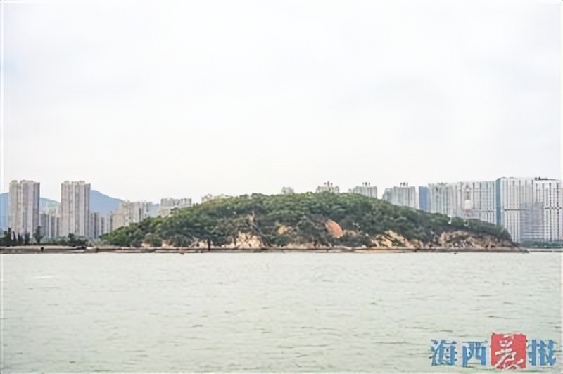 四只“小兔子”静卧海波上！厦门大兔屿风景秀丽，晨报记者为您实地探访