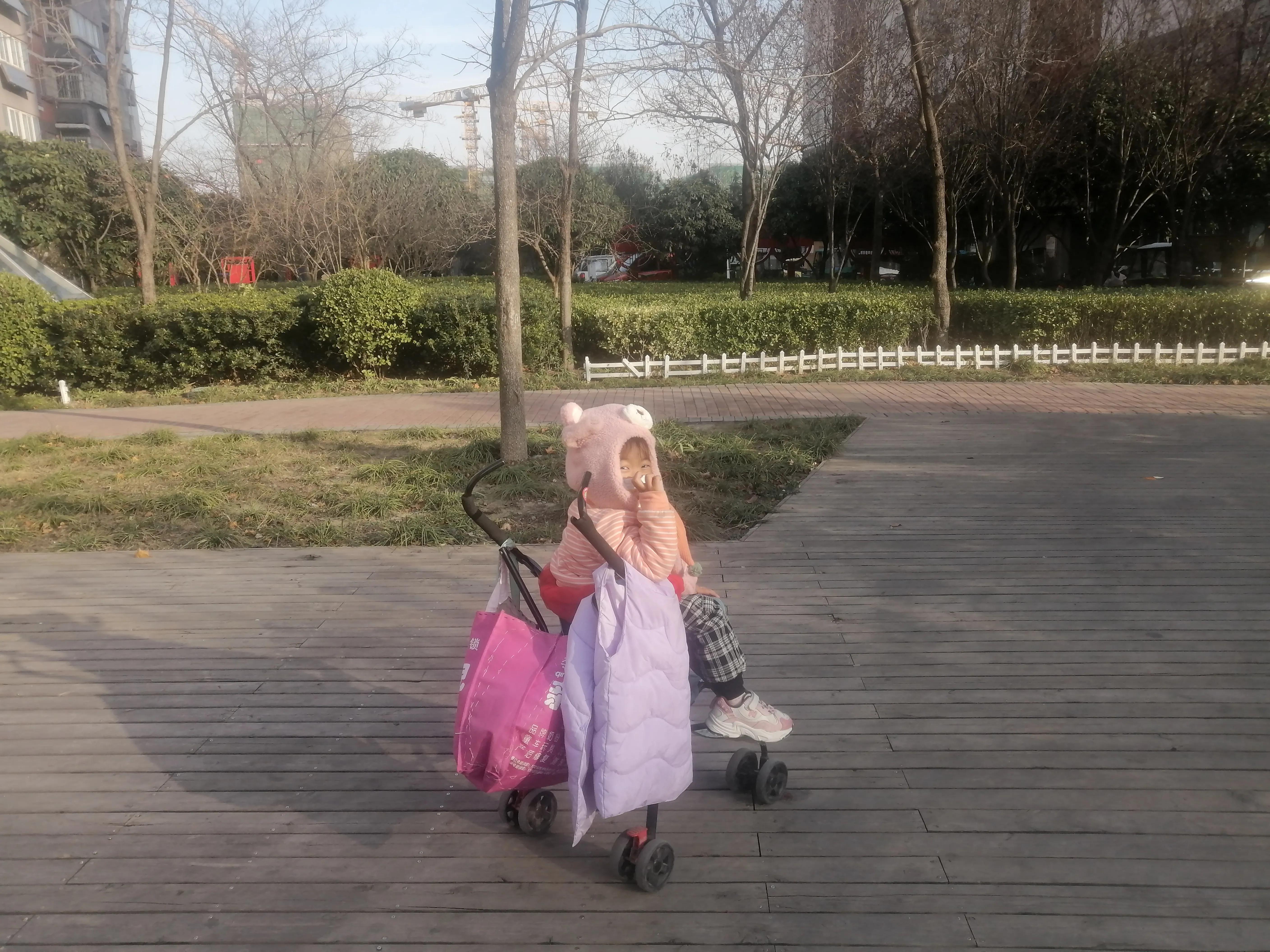 2022.12.1.不信你也跑跑，很跑很跑，你也腿麻