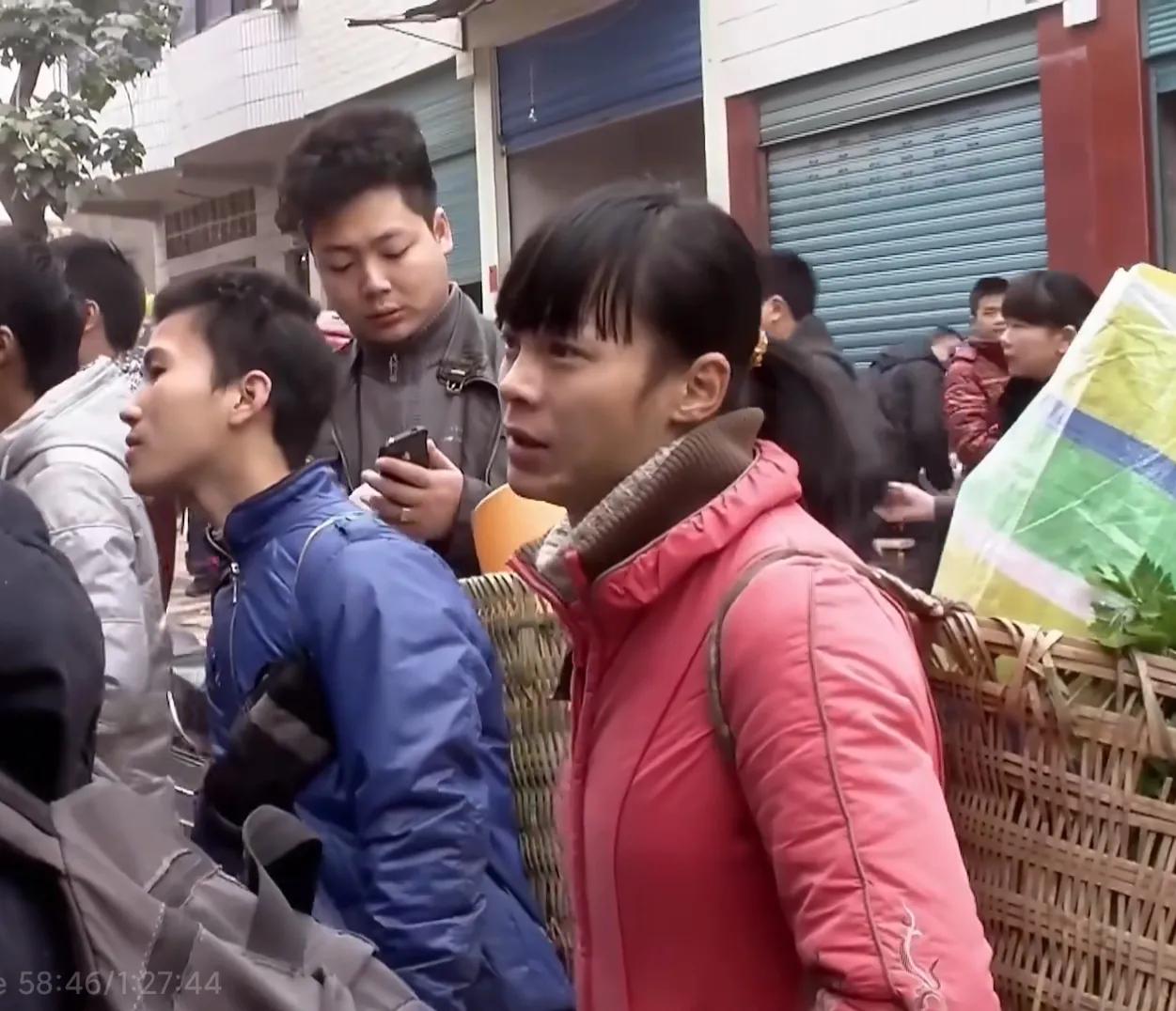 二毛纪录片回村,纪录片二毛摘假体