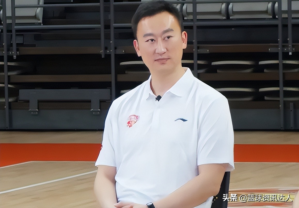 刘维伟加盟青岛男篮,刘维伟加盟青岛双星年薪