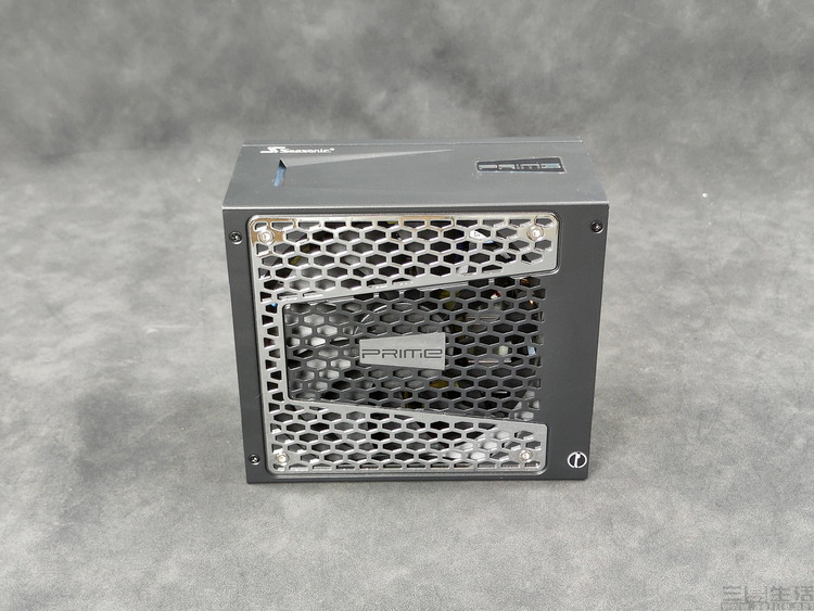 影驰rtx40608g金属大师oc怎么样,影驰rtx4090d金属大师