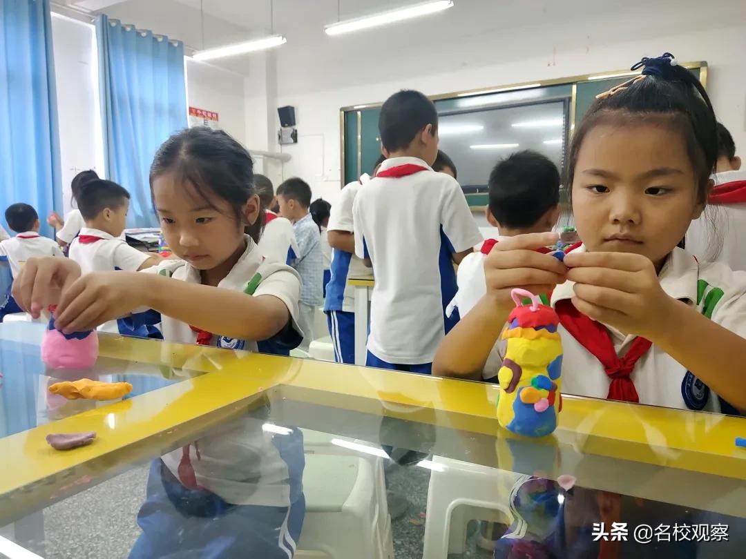 社团百花齐放助力学生全面发展,让每一个学生全面而有个性地发展