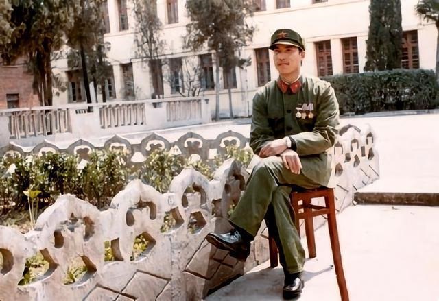 越战英雄退伍回家被暴打,被保安殴打的越战英雄