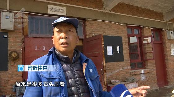 篮球架受伤男孩,痛心5岁男童因高空抛物被砸身亡