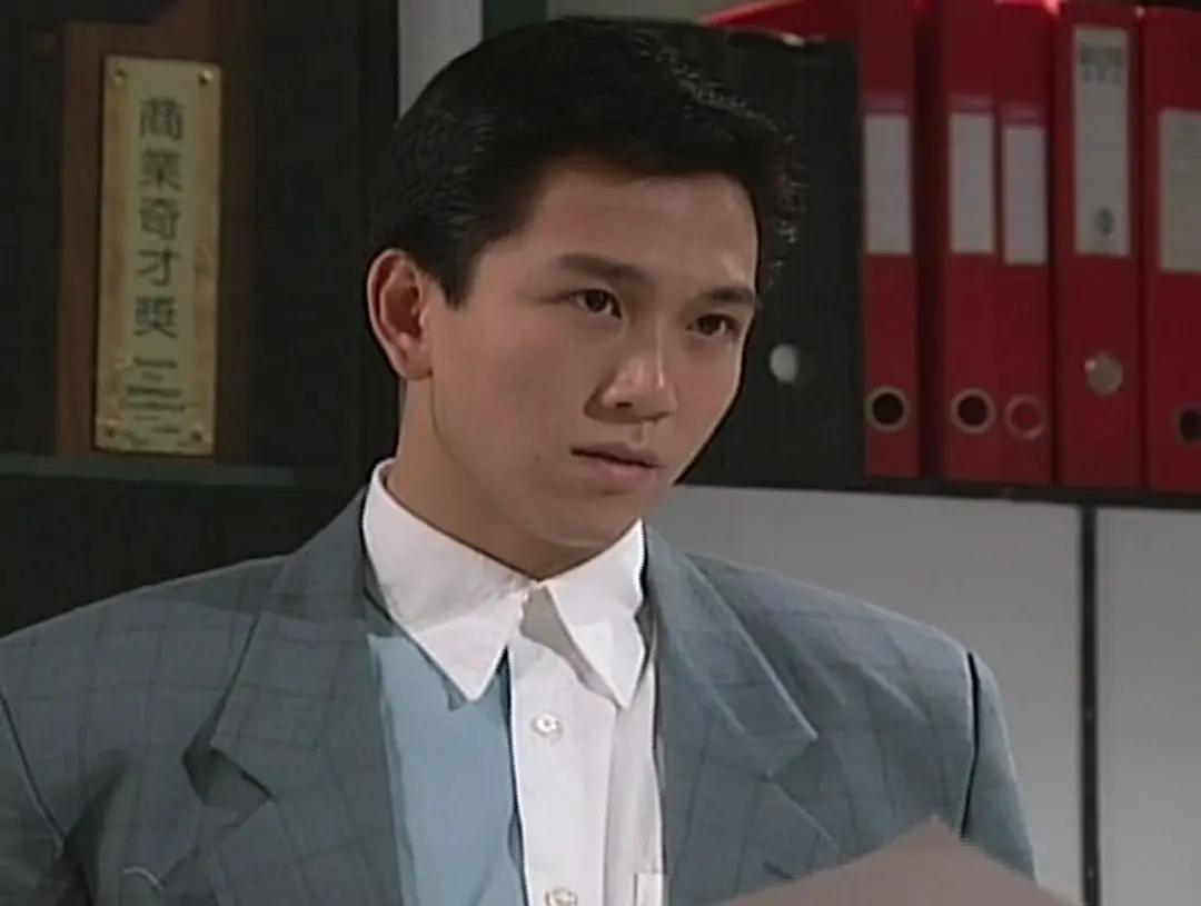 美艳、魅惑，港剧第一复仇女神