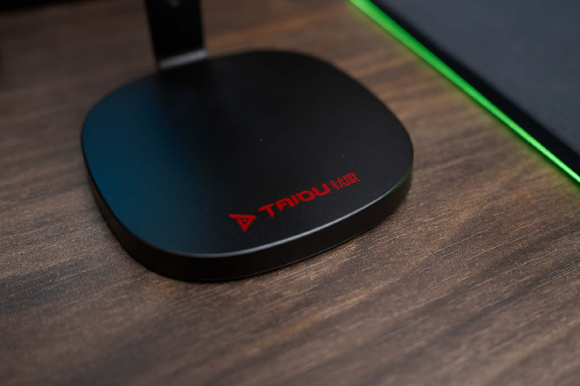 价格亲民有特色|钛度耳机“轻鸾”麦克风“歌者”