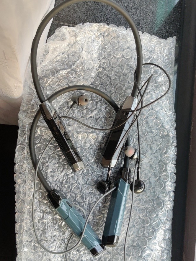 索爱t9蓝牙耳机怎么配对视频,modelt9蓝牙耳机怎么关机