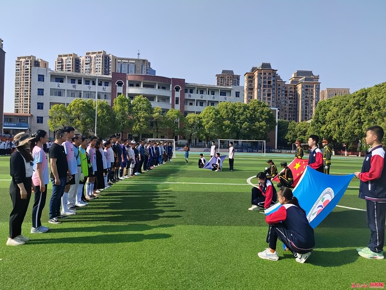 岳阳市第五届中小学生足球联赛,激情飞扬绿茵赛