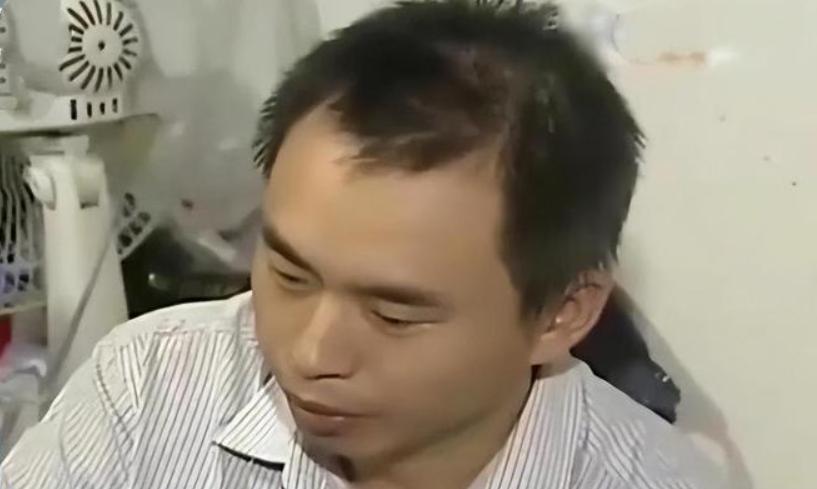 20岁小伙与35岁二婚女相亲,25岁小伙相亲