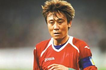 中国足坛11人最强阵容,足坛最强11人阵容退役