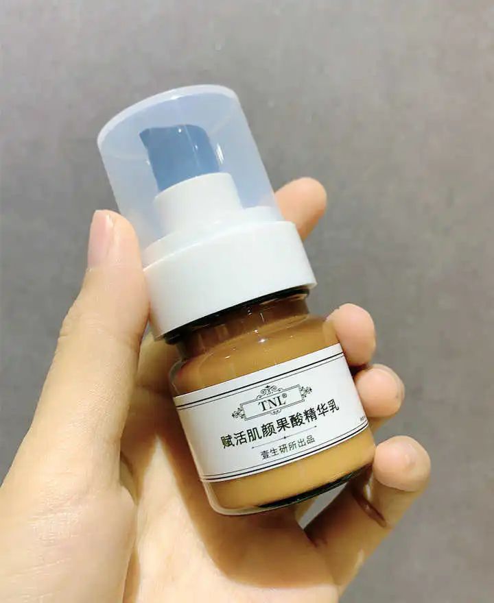 皮肤粗糙暗沉毛孔粗大怎么改善,改善皮肤毛孔粗大变白的洗面奶