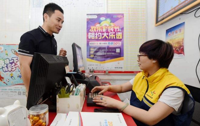 彩票中5000万兑奖时能不能请警察,彩票中了500万却不允许领奖