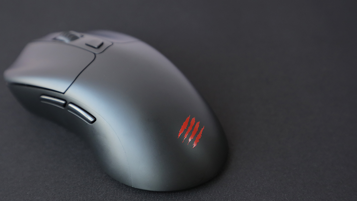 美加狮鼠标和罗技对比,美加狮mojom2游戏鼠标