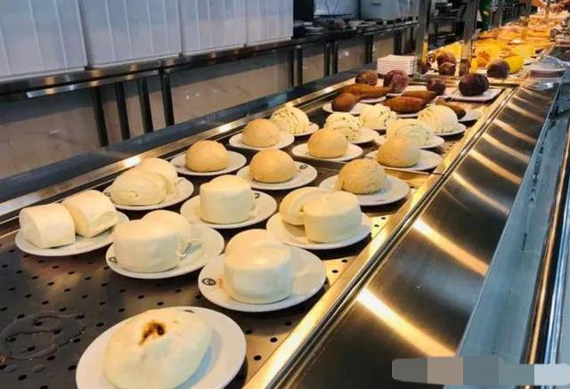 有一种大学食堂，叫“武大食堂”，学生：还没吃够，就毕业了