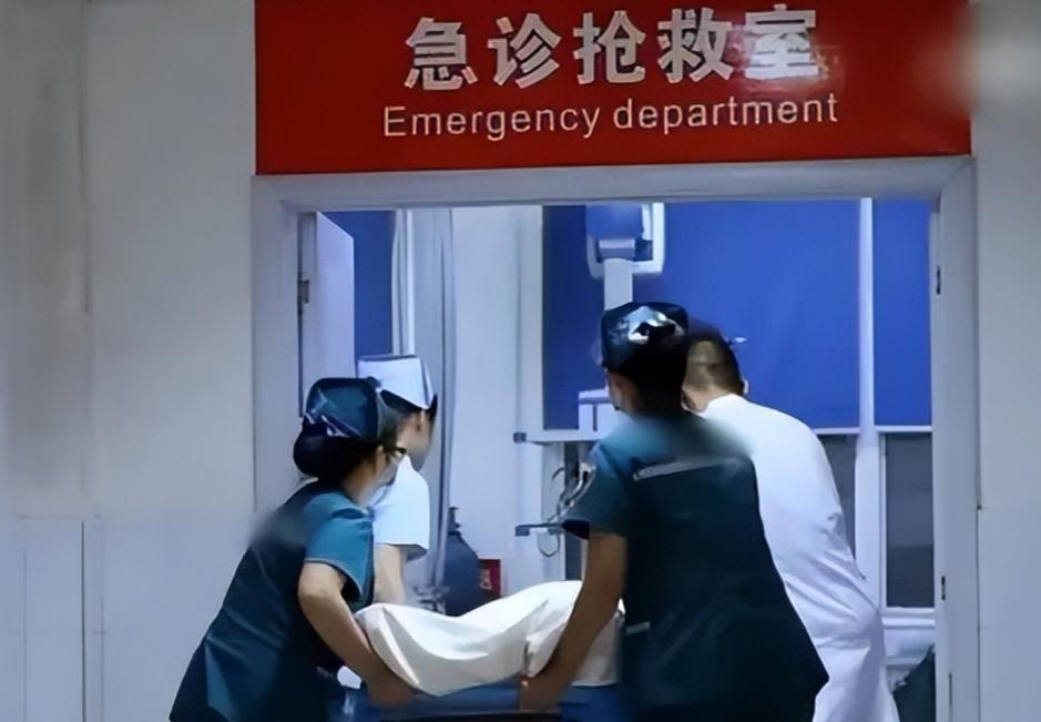 贵州一男子开玩笑险些把邻居笑死,贵州小伙讲的什么笑话把人笑死了