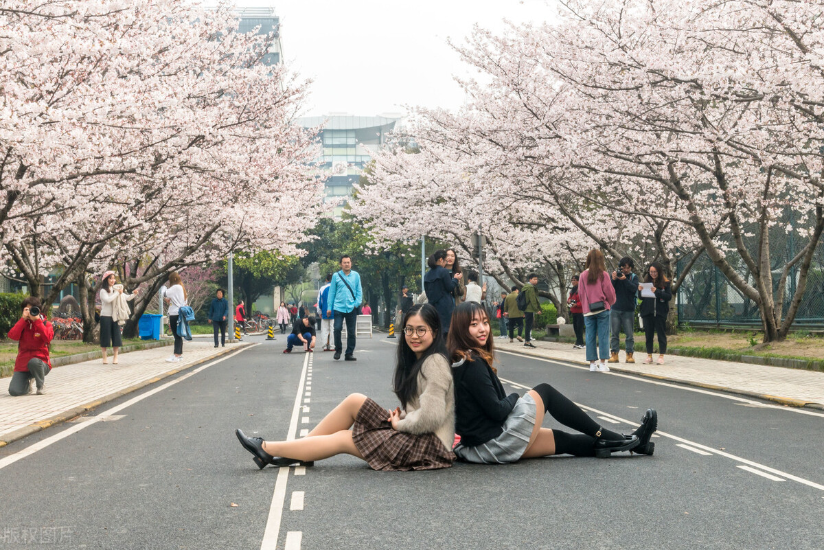 军队文职正式入职后工资是多少,辽宁军队文职真实工资单
