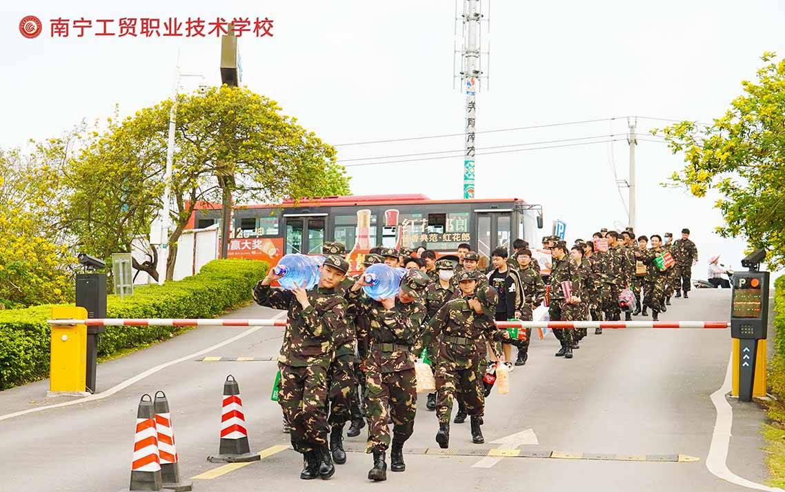 职校的三校生可以直接考大学吗,三校生和普通中专考大专
