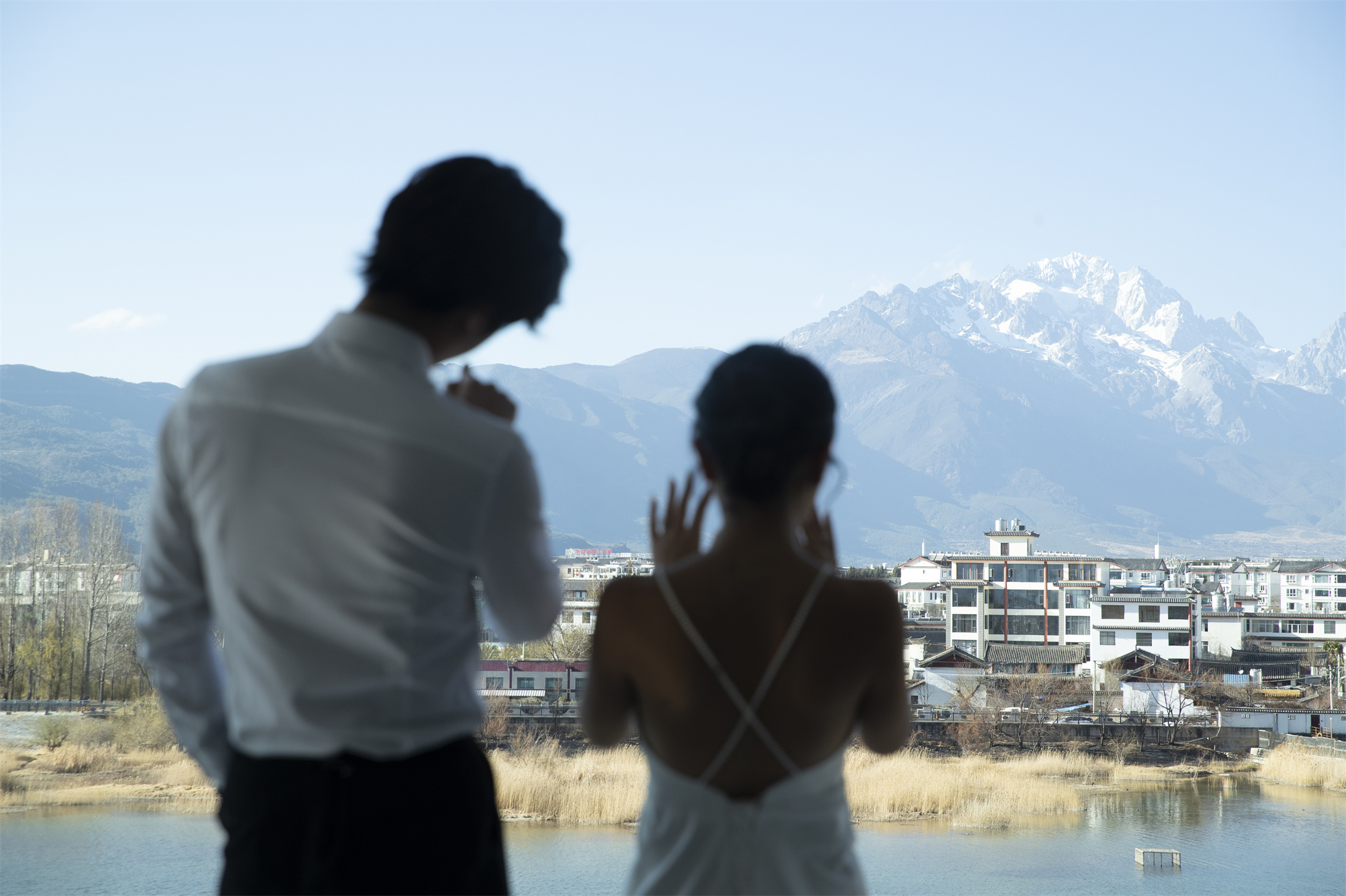 丽江莱色视觉婚纱摄影门店视频,丽江婚纱摄影口碑好的前十名团购