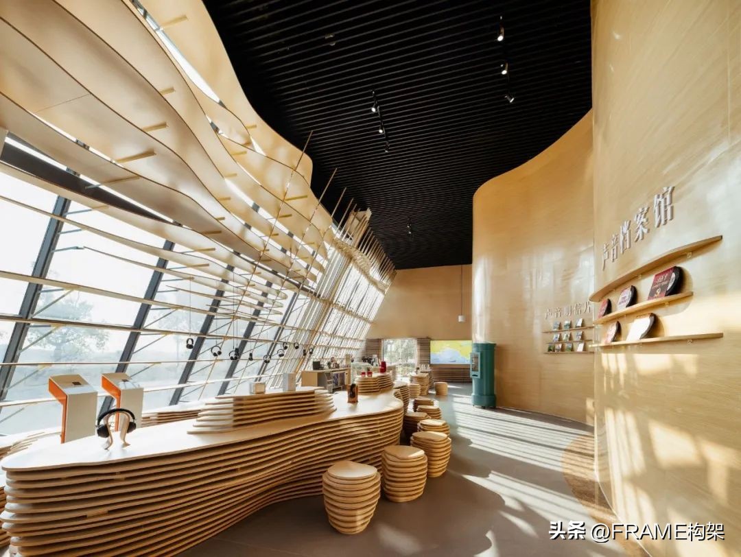 中国的网红书店,网红书店是颜值重要还是内涵重要