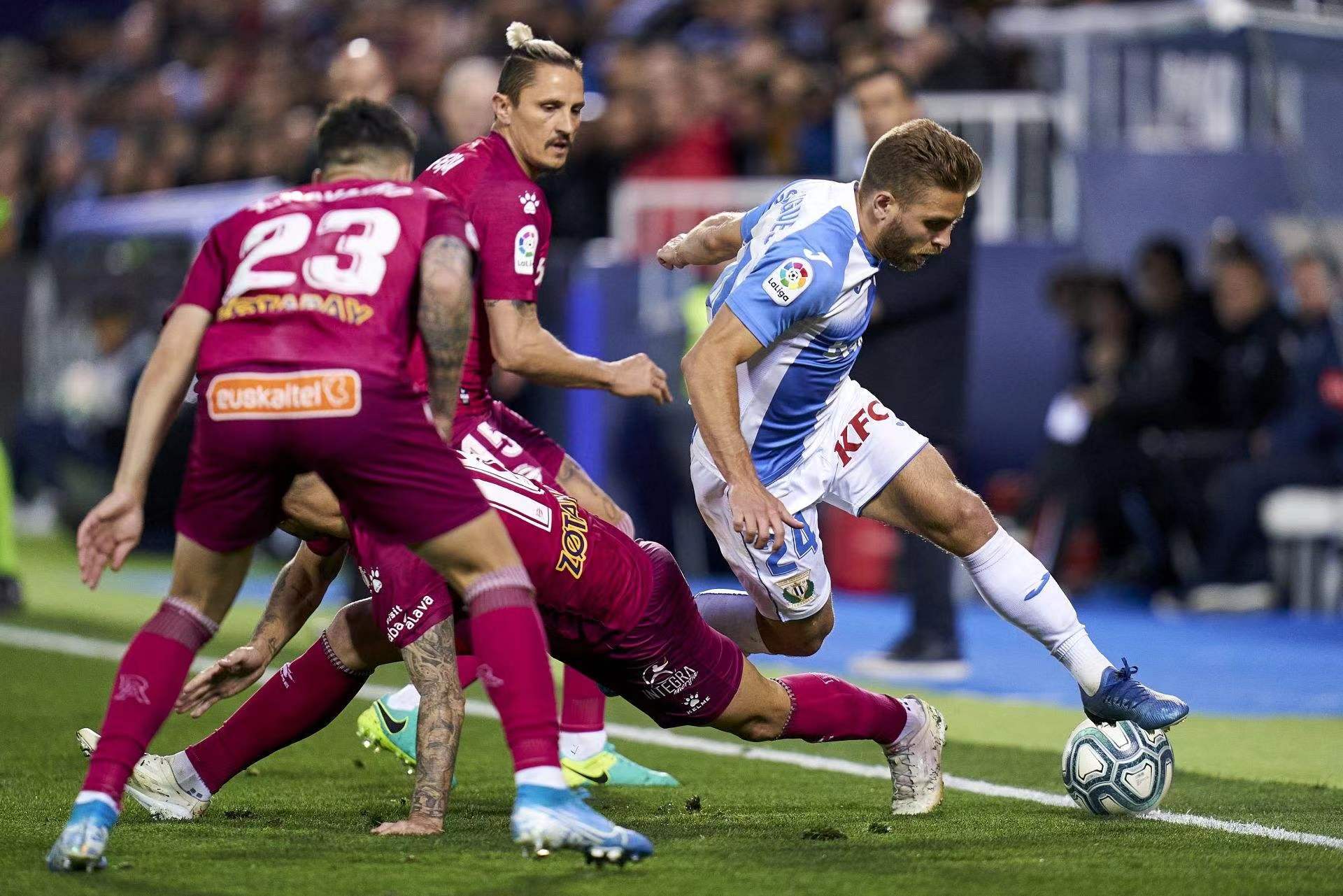 4月5日足球比赛10场比赛比分分析,足球比赛即时比分及结果分析图