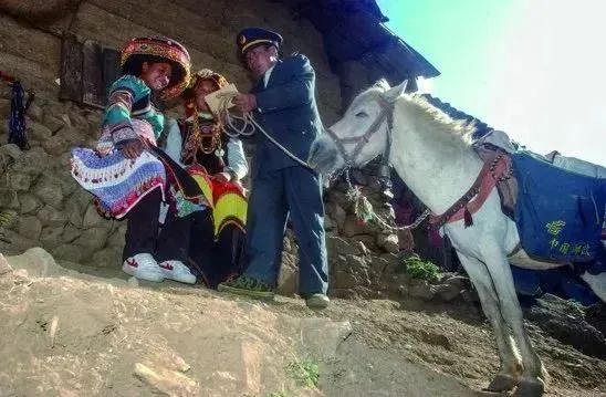 怎么还没人曝光中国邮政“真面目”？