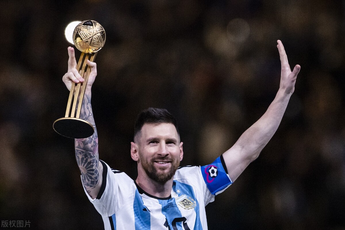 阿根廷球员都是怎么评价梅西的,阿根廷全队挺迪巴拉