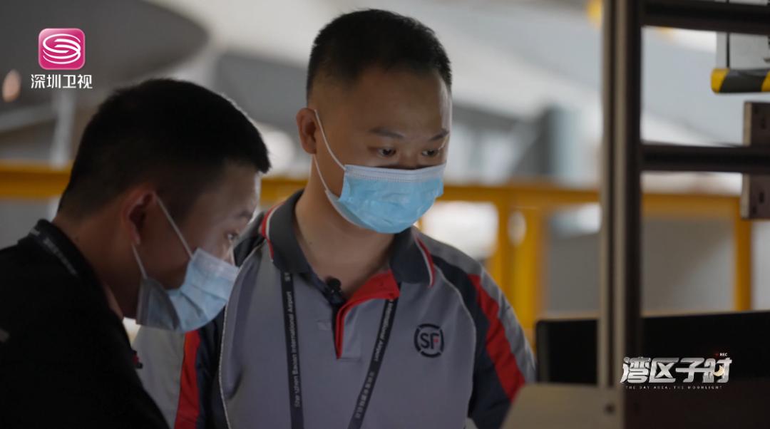 你能更快收到包裹,多亏了这位快递小哥!他每年为顺丰省下超百万元