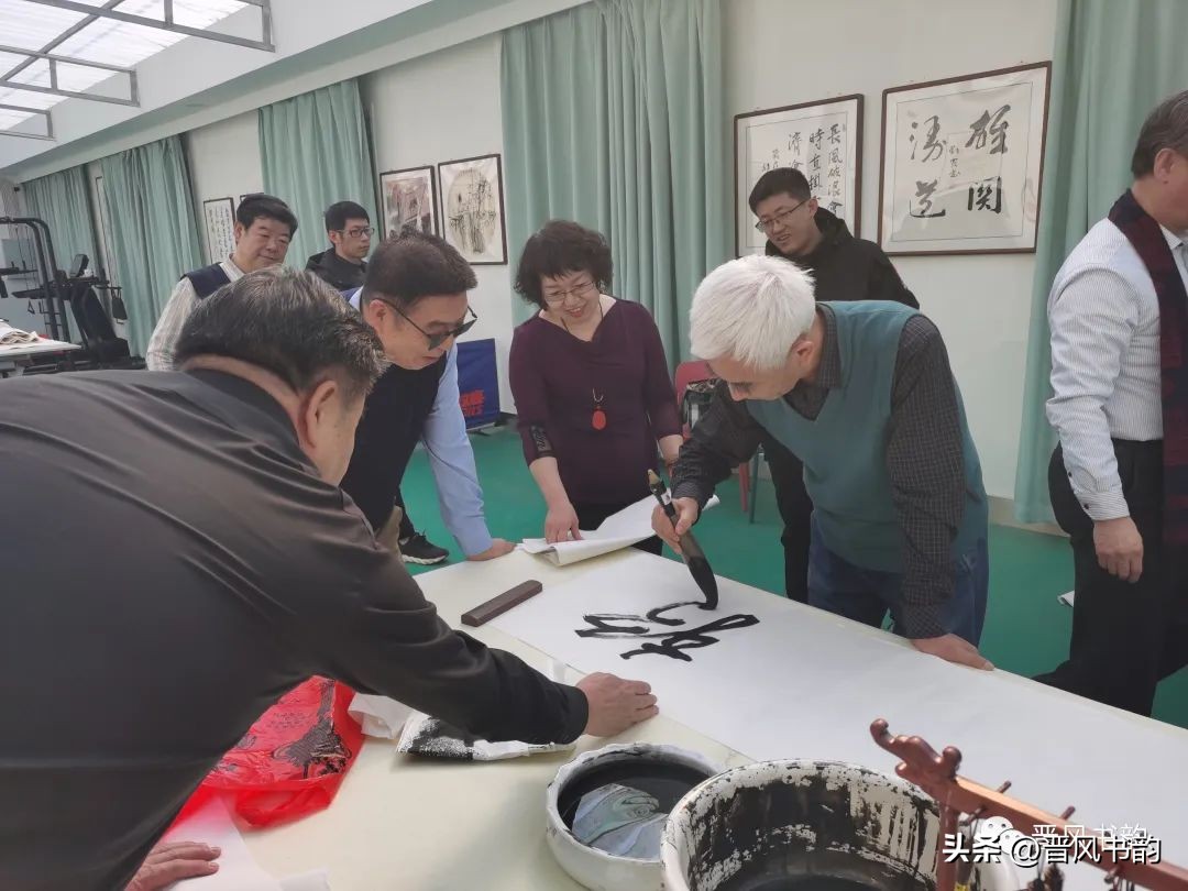 山西老年书画家协会主席郭健一行在博鳌乡村振兴论坛书画院调研