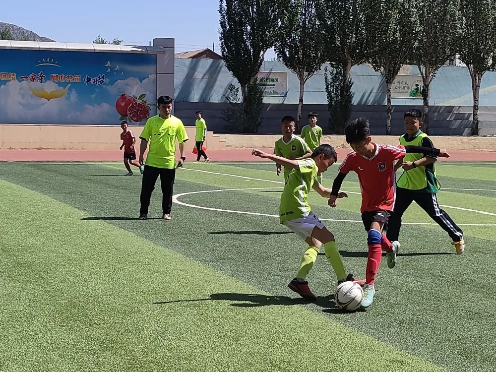 包头康复路小学校长杯足球赛,道清路小学第六届校长杯足球联赛