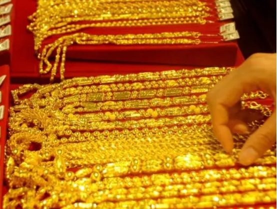 辨别真假黄金手镯最简单实用方法,999黄金真假的最简单检验方法