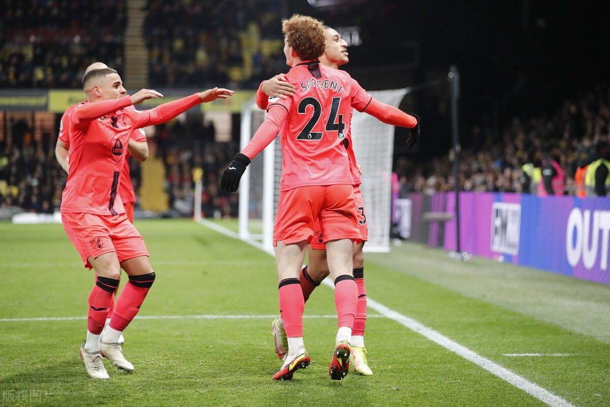 竞彩推荐：精选5串1，扫盘详细解析比分胜负进球数