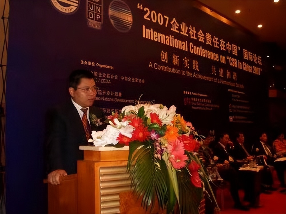 均瑶集团王均金体验民工生活后续,王均金到贵州体验民工生活