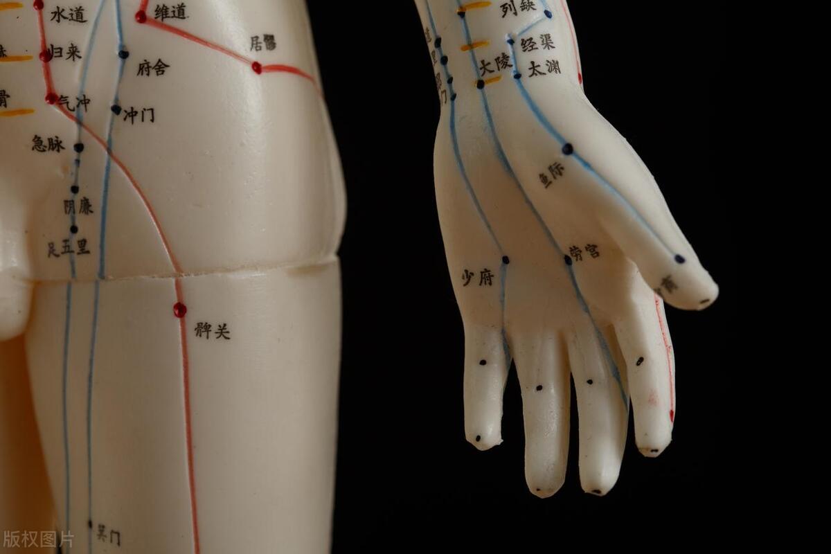 出现甲减是不是得一辈子吃药,甲减每时每刻都有变化吗