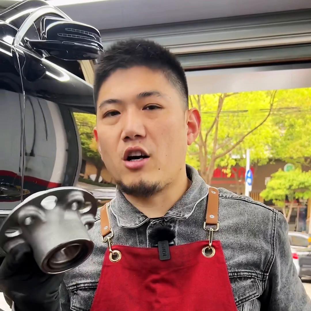 奔驰s350保养加什么机油,12年奔驰s350保养灯复位