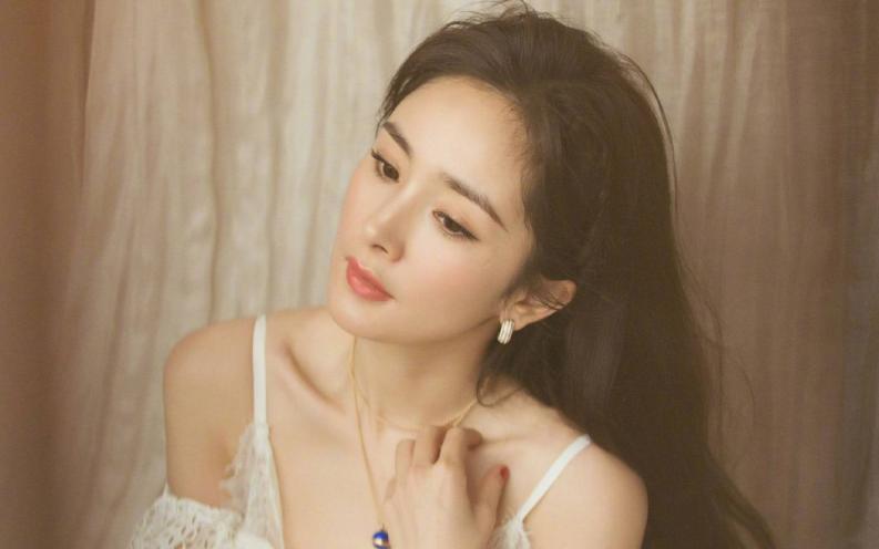 内娱小天后杨幂,内娱杨幂地位