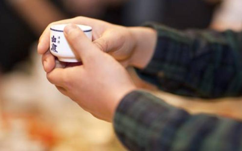 清明祭祀用酒可以不,清明祭祖的酒禁忌