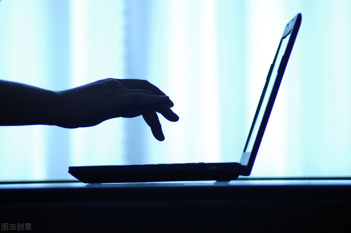 自学编程搭建彩票网站,自学编程搭建网站非法获利