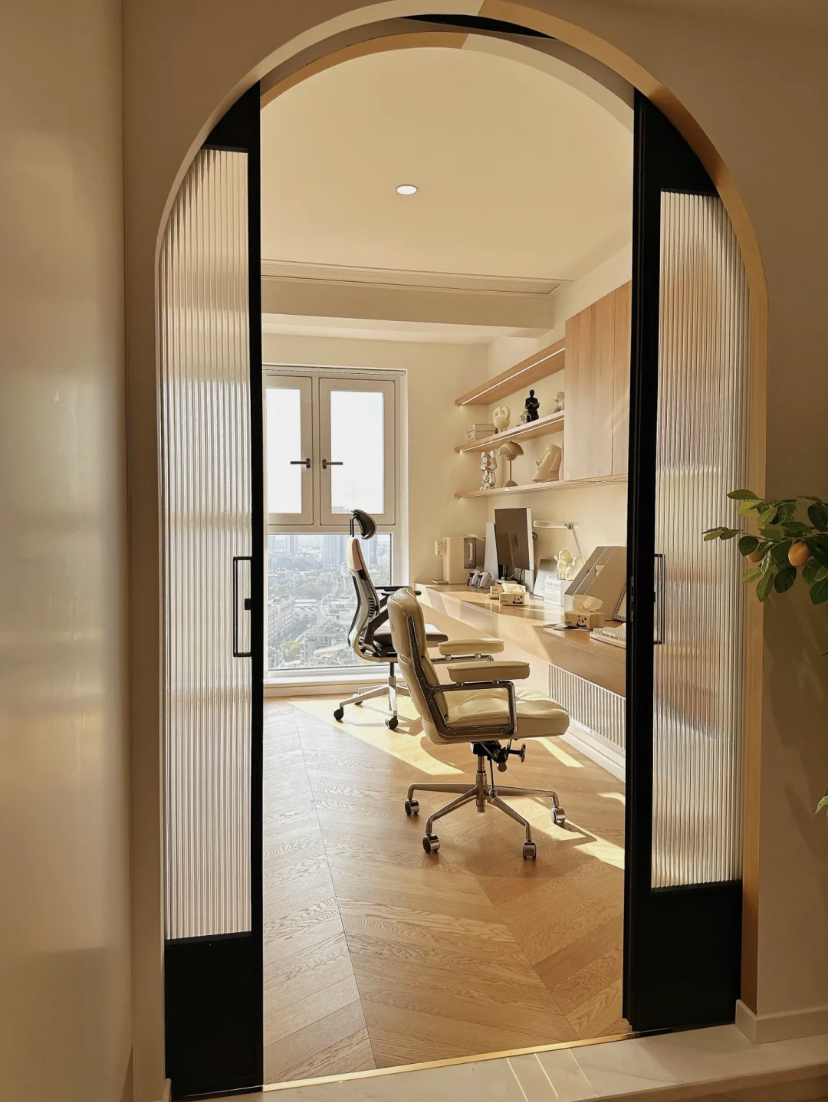 湖北夫妇拒绝“过度装修”，把114㎡家装得堪称教科书，太高级了