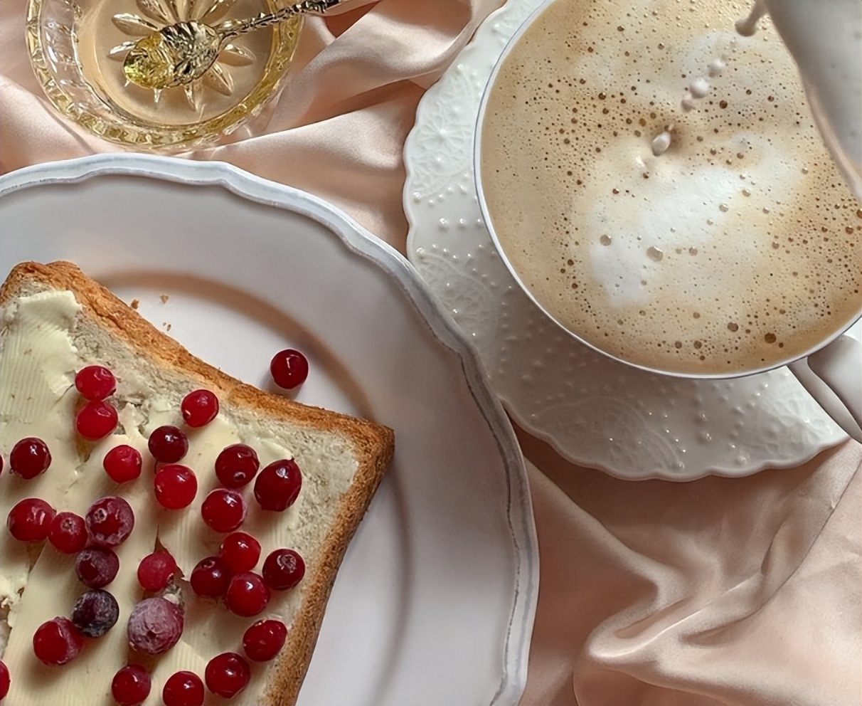 研究发现心跳快慢和寿命长短有关,心跳速度与寿命长短的关系