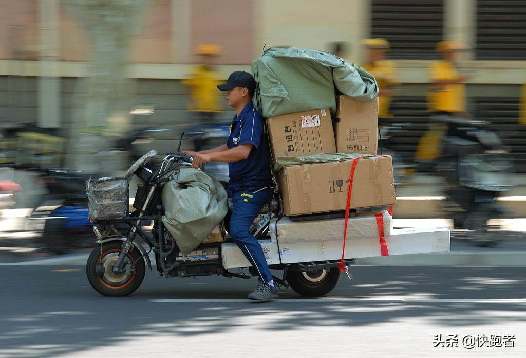 大学生快递创业好点子,大学送快递创业方案