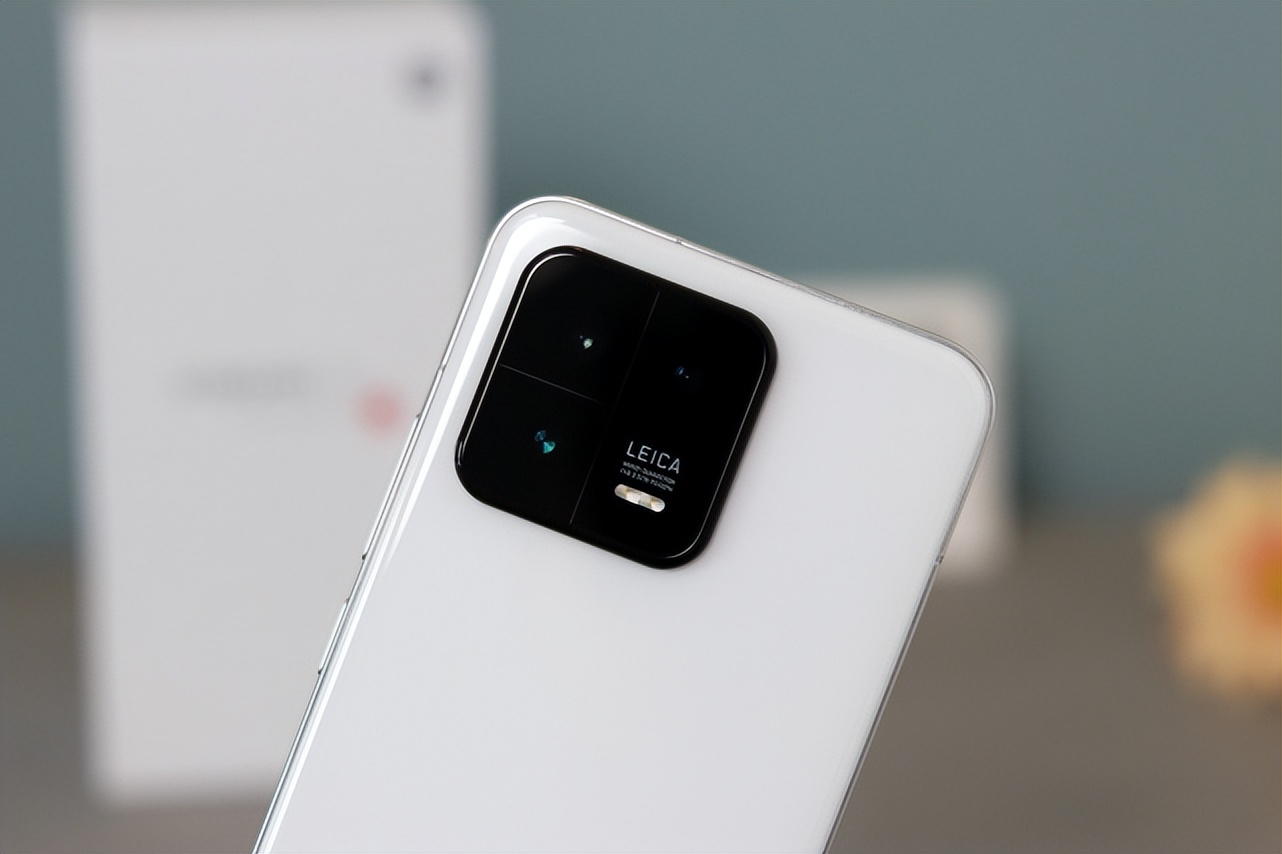 小米6陶瓷尊享版钉子户,小米6更新12好还是13好