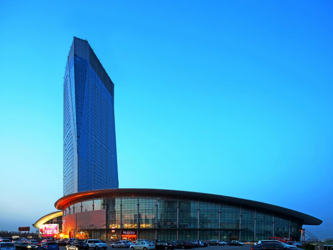 信阳中心体育馆,信阳体育中心