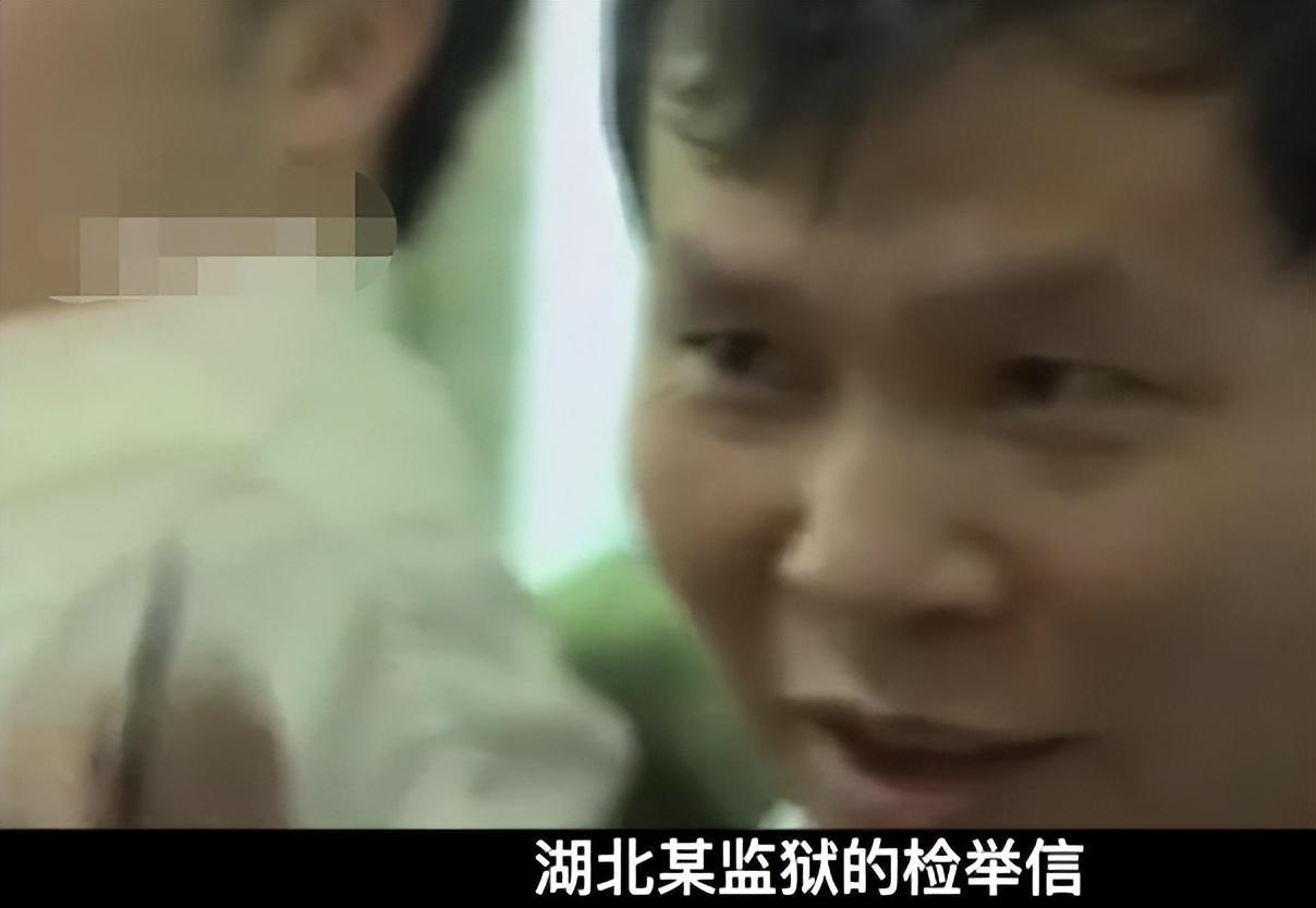 60岁老太*体下**被丈夫塞生石灰，还缝了三针，抬土枪崩他一炮