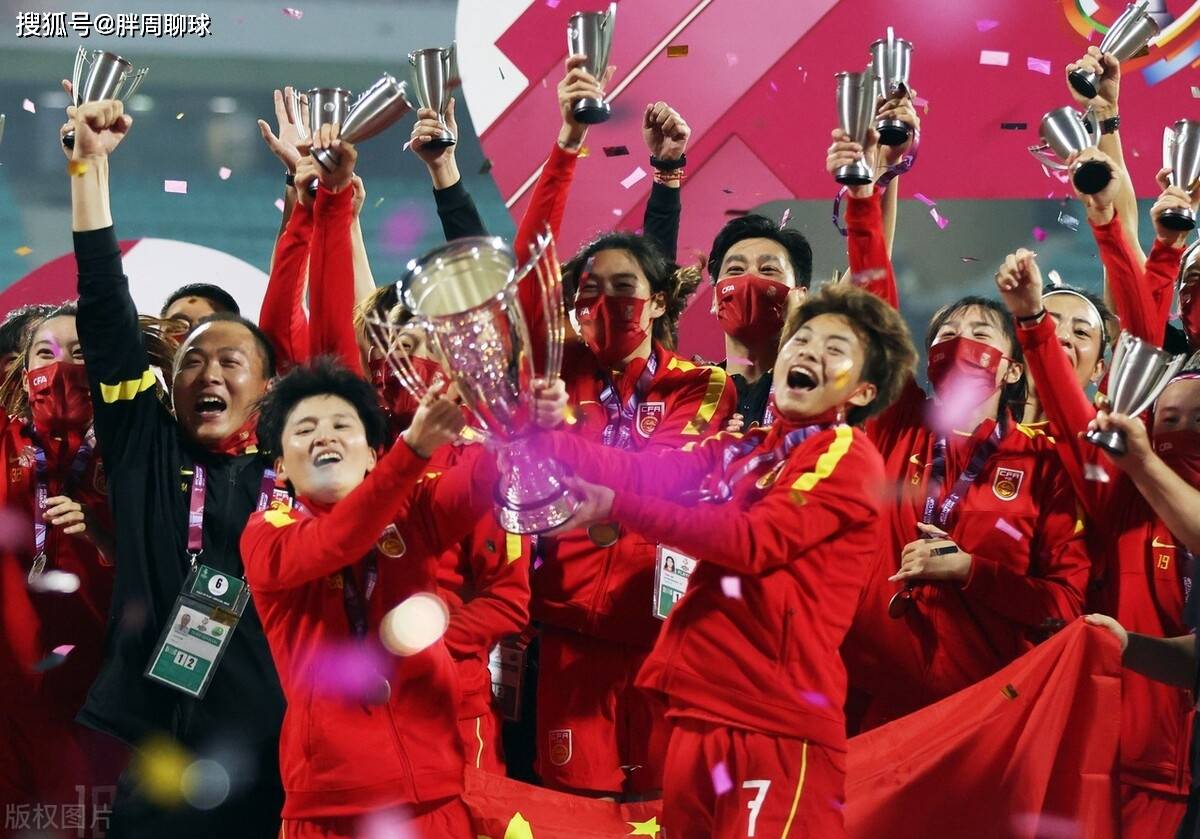 年纪一把，本事无有，笑话一担——说说中国足球的评奖