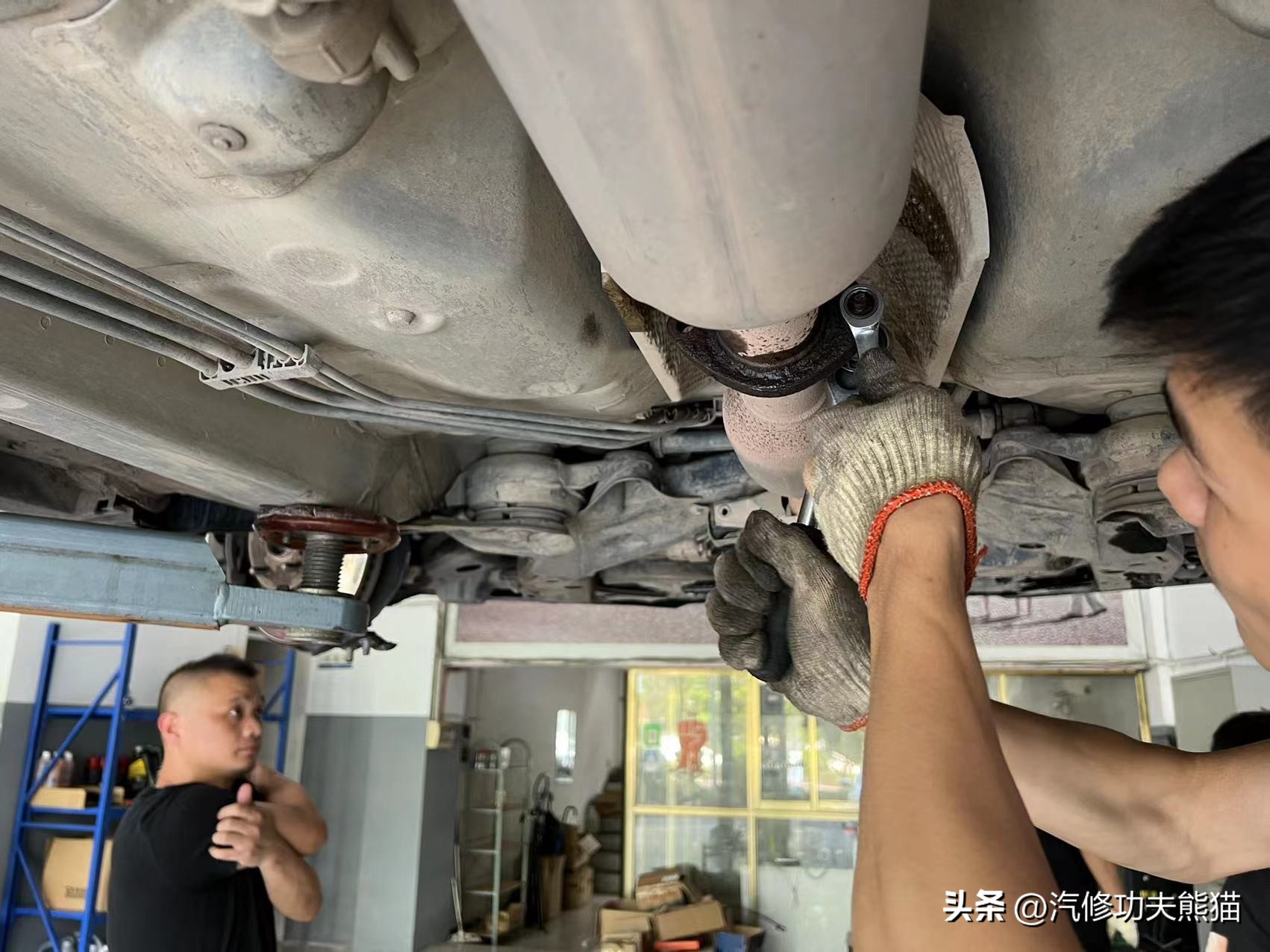 一车传三代丰田越野,六代半丰田凯美瑞烧机油