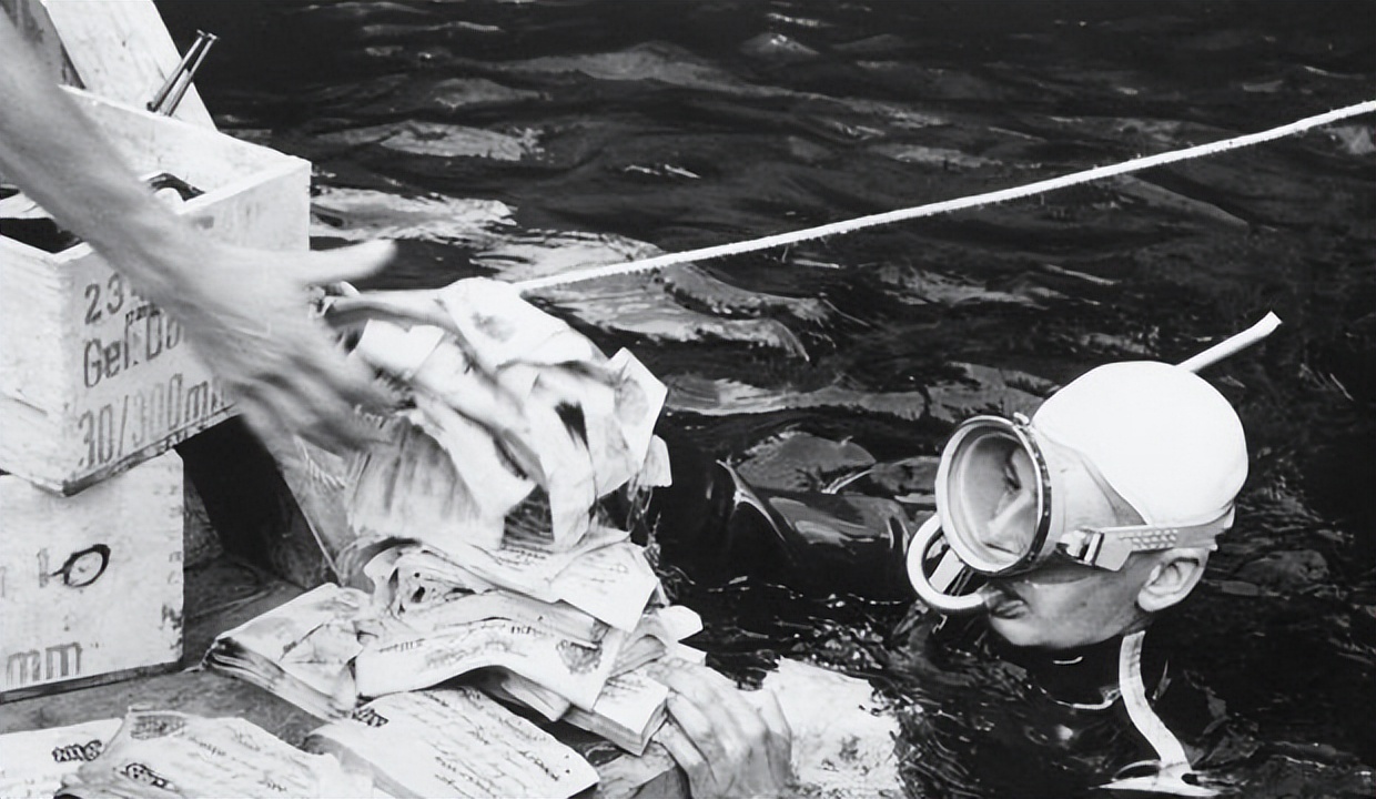 *钞伪**暗战：为搞垮英国经济，德国曾疯狂造假价值上亿英镑