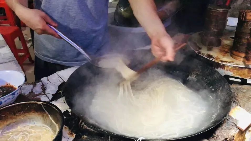 成都酸辣粉的正宗做法,成都有没有旺苍酸辣粉