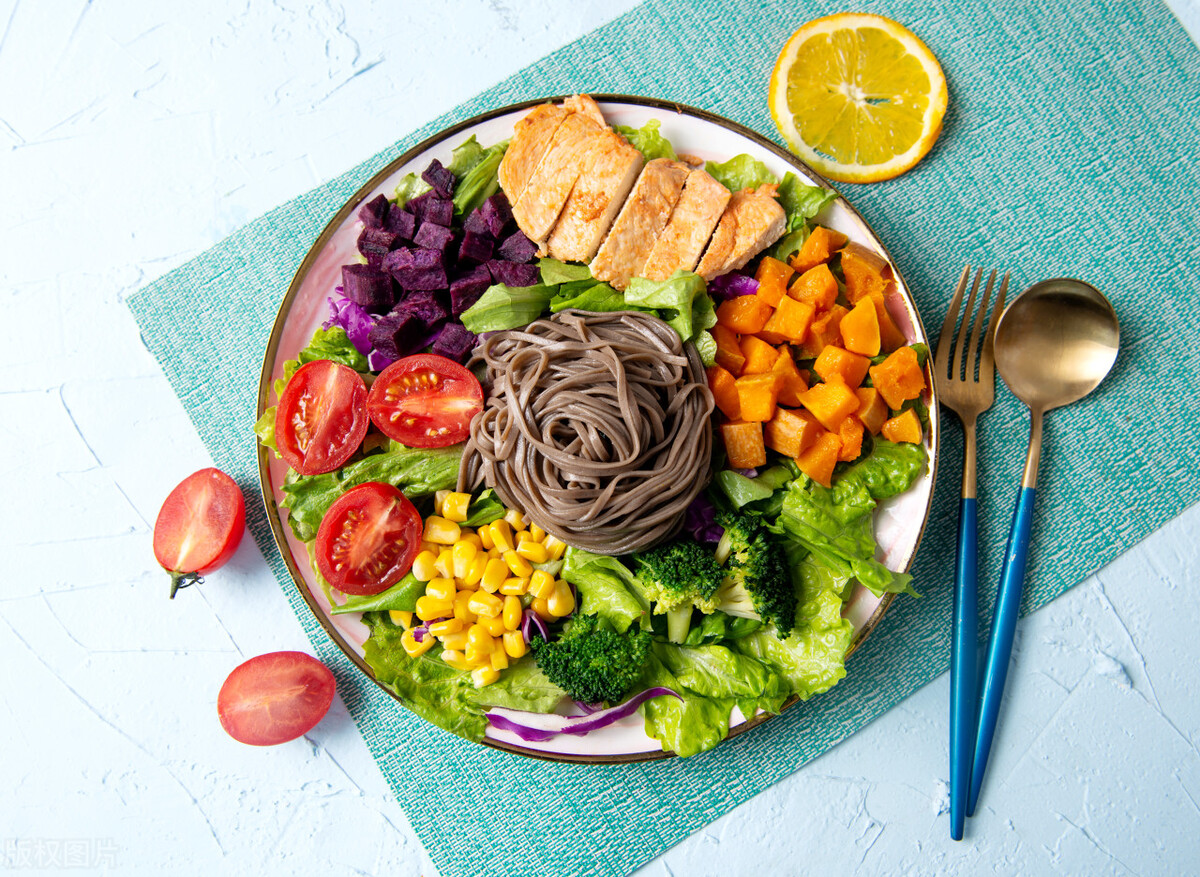 夜里饿了吃什么食物不长胖,晚上饿了吃什么不会发胖