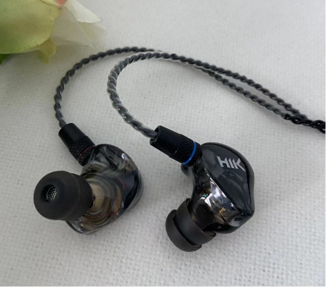 氦刻hiks1耳机线,hiks1耳机怎么戴