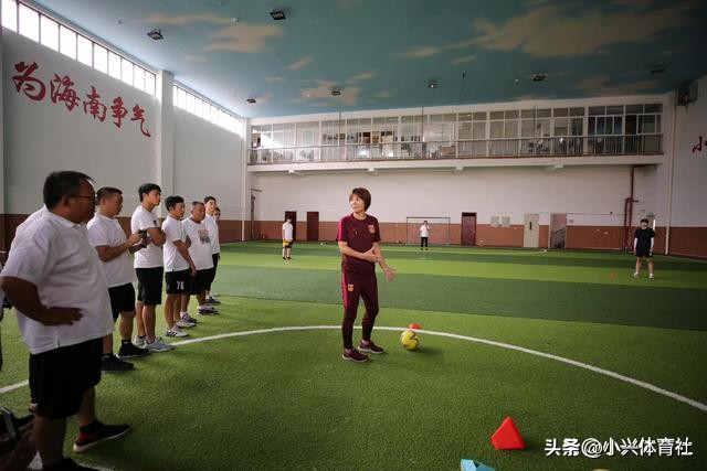 王霜邀追风女孩到武汉特训,王霜给追风女孩的一封信